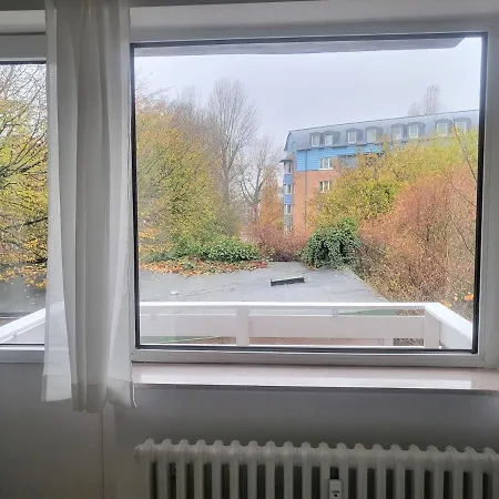 Jachmannstrasse 2og Links 2,5 كيل